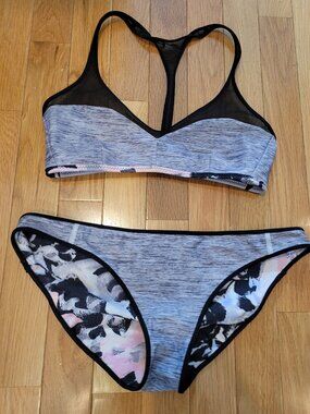 2 piece Lululemon reversible bikini set